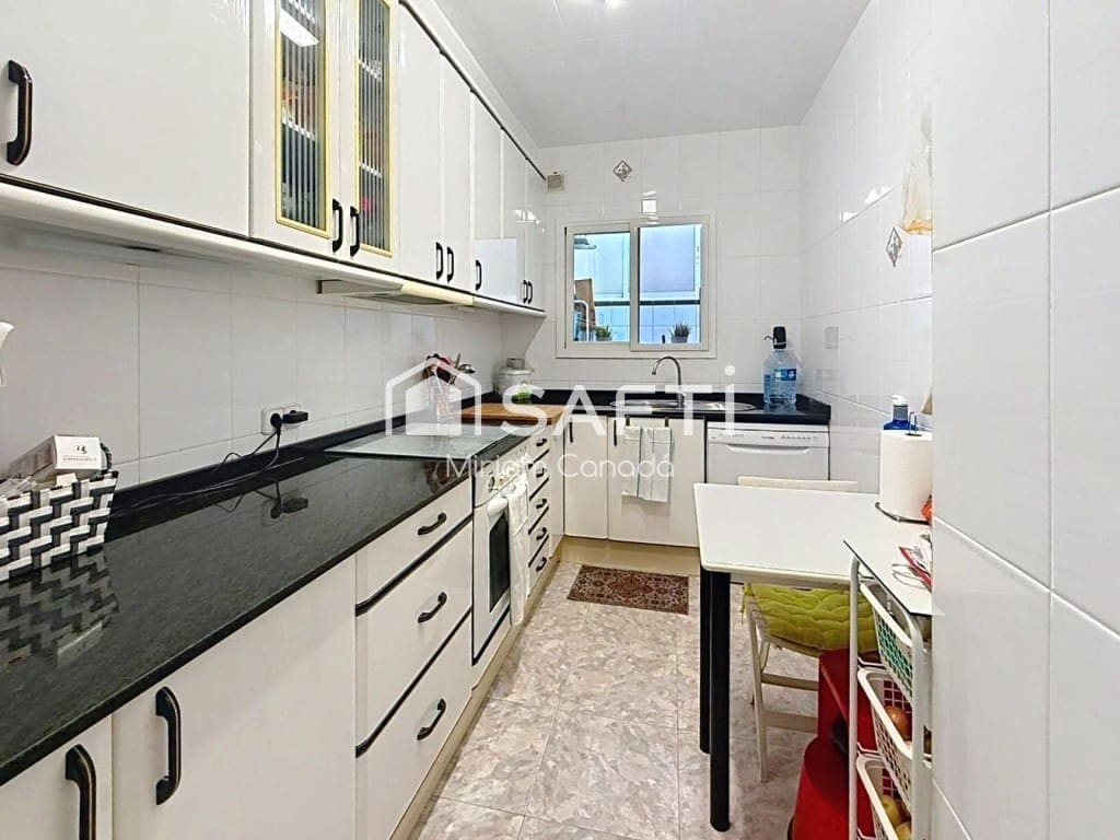 Adosado de 4 habitaciones en Calafell en venta con garaje - 310.890 € (Ref: 9595757)