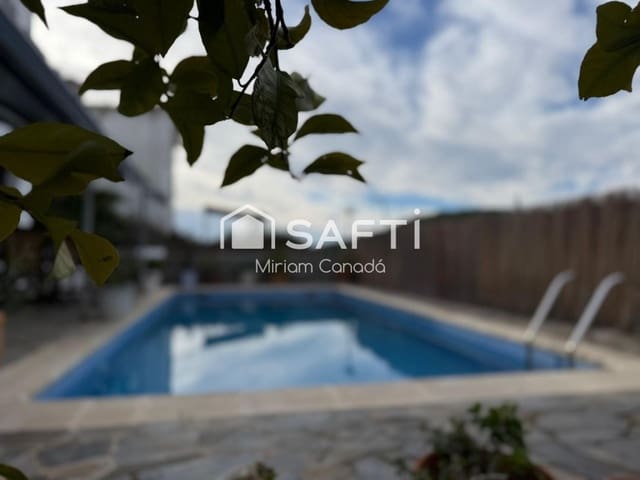 6 slaapkamer Villa te koop in Calafell met zwembad garage - € 385.000 (Ref: 9595758)