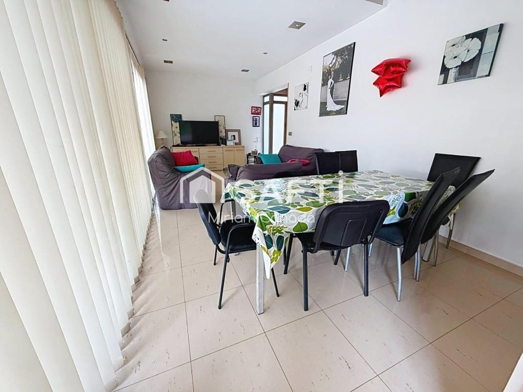 6 slaapkamer Villa te koop in Calafell met zwembad garage - € 385.000 (Ref: 9595758)