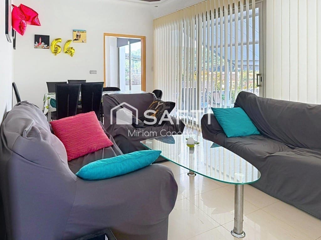 6 slaapkamer Villa te koop in Calafell met zwembad garage - € 385.000 (Ref: 9595758)