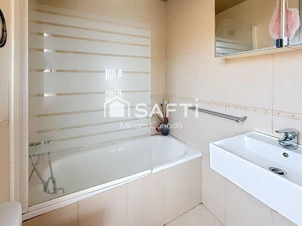 6 slaapkamer Villa te koop in Calafell met zwembad garage - € 385.000 (Ref: 9595758)