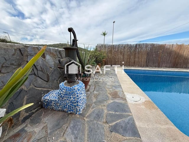 6 slaapkamer Villa te koop in Calafell met zwembad garage - € 385.000 (Ref: 9595758)