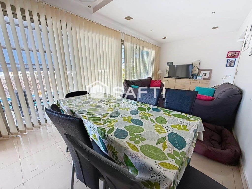 6 slaapkamer Villa te koop in Calafell met zwembad garage - € 385.000 (Ref: 9595758)