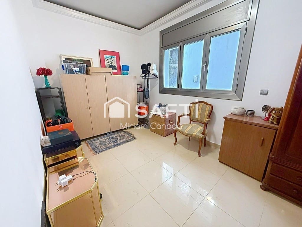 6 slaapkamer Villa te koop in Calafell met zwembad garage - € 385.000 (Ref: 9595758)