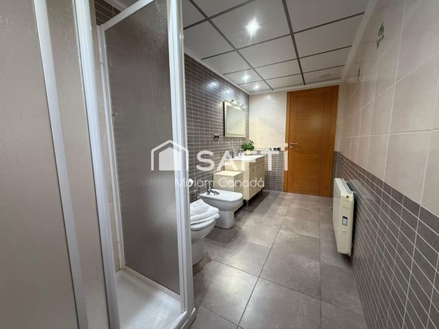 4 makuuhuone Huvila myytävänä paikassa Norte, Castelló de la Plana mukana uima-altaan 
autotalli - 550 000 € (Ref: 9595760)