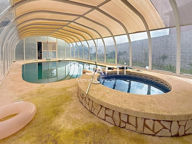 4 makuuhuone Huvila myytävänä paikassa Norte, Castelló de la Plana mukana uima-altaan 
autotalli - 550 000 € (Ref: 9595760)