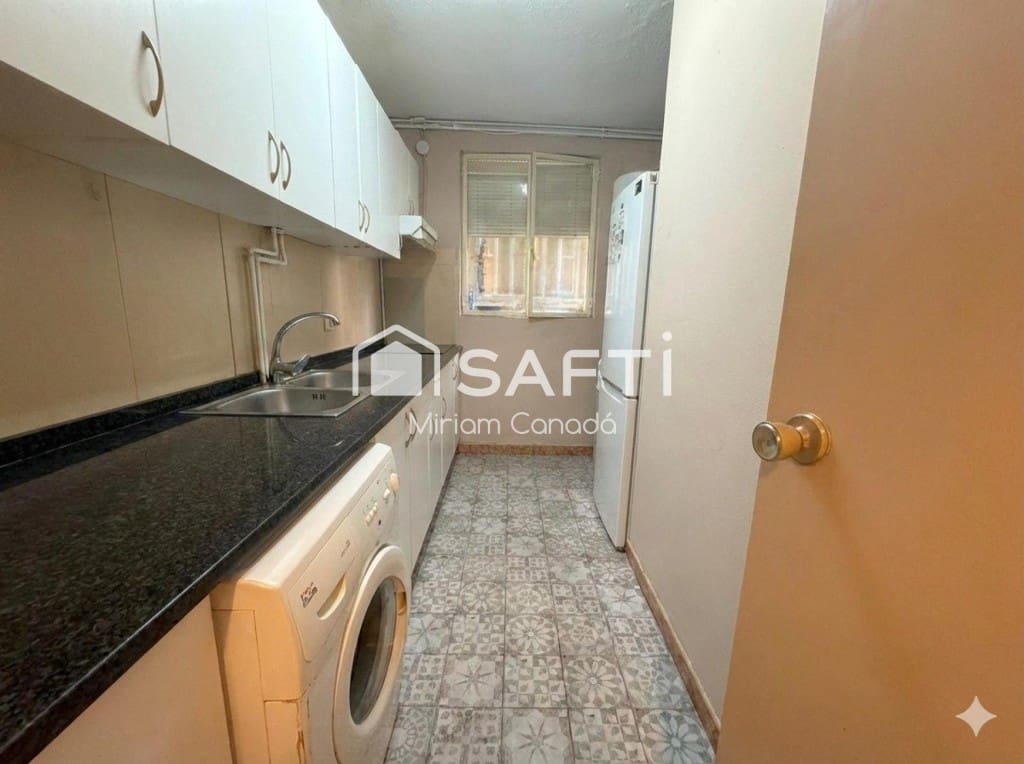 3 bedroom Apartment for sale in Badia del Valles - € 179,999 (Ref: 9595761)