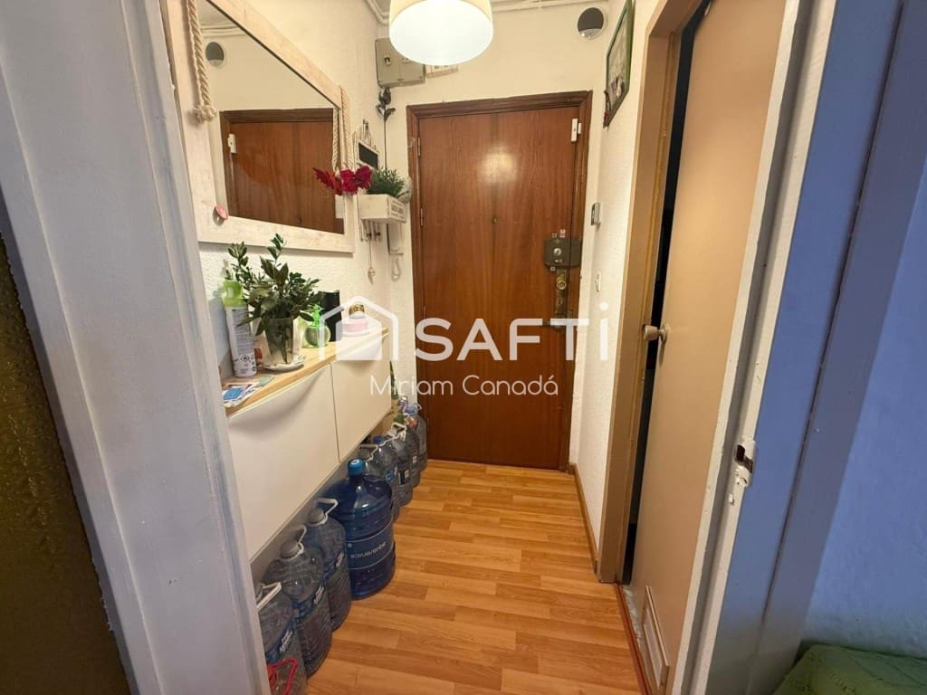 3 bedroom Apartment for sale in Badia del Valles - € 179,999 (Ref: 9595761)