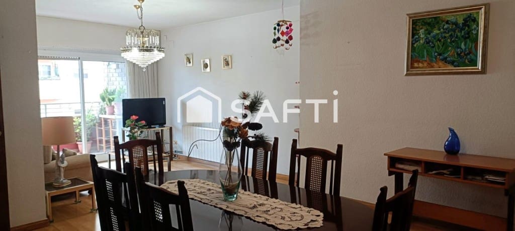 4 bedroom Apartment for sale in Valencia city - € 389,000 (Ref: 9595764)