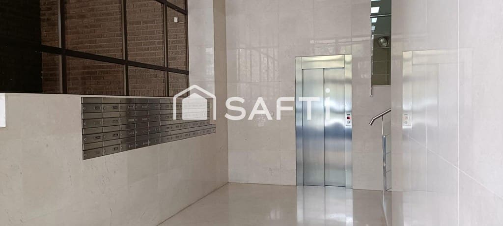 4 bedroom Apartment for sale in Valencia city - € 389,000 (Ref: 9595764)