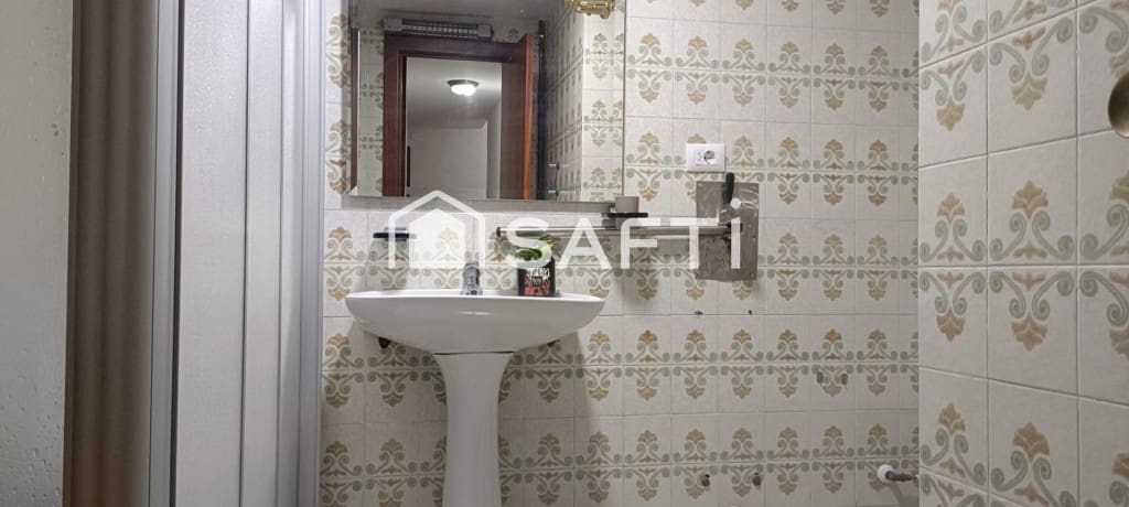 4 bedroom Apartment for sale in Valencia city - € 389,000 (Ref: 9595764)