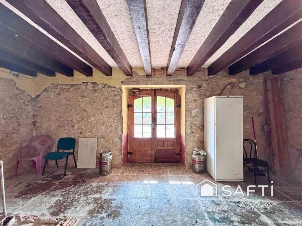 5 soveværelse Finca/Landehus til salg i Canyelles - € 465.500 (Ref: 9595770)