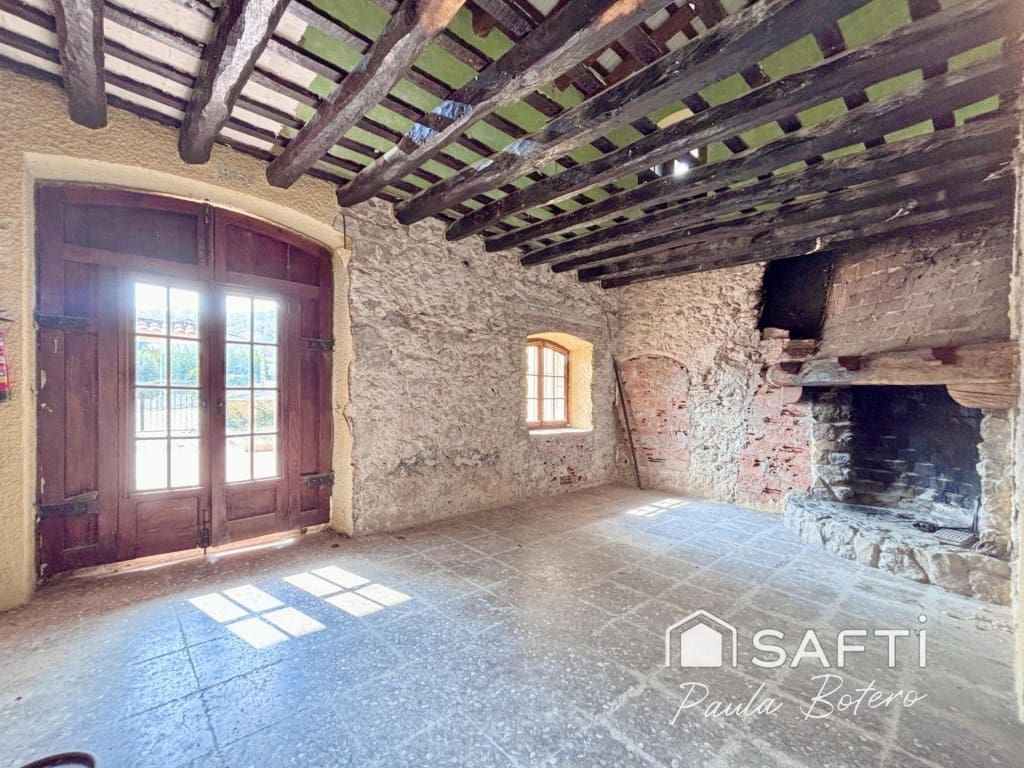 5 soveværelse Finca/Landehus til salg i Canyelles - € 465.500 (Ref: 9595770)