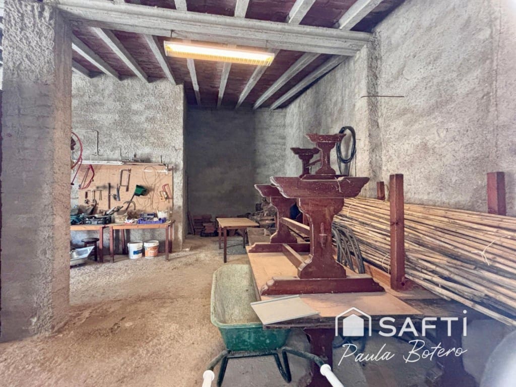 5 soveværelse Finca/Landehus til salg i Canyelles - € 465.500 (Ref: 9595770)