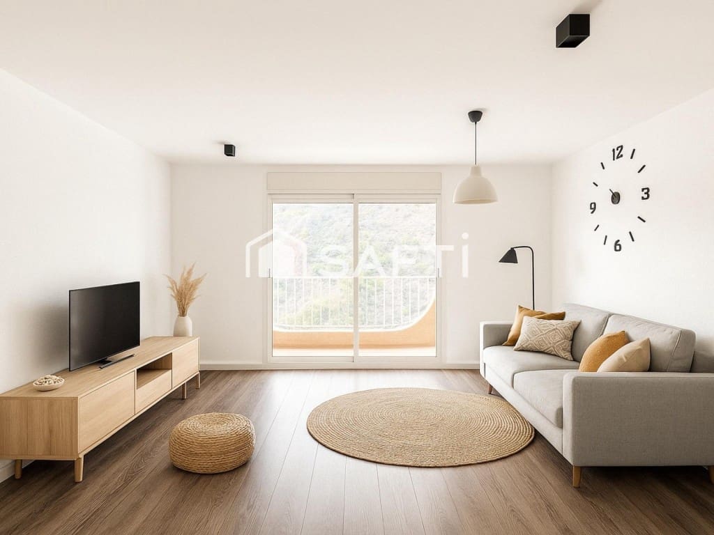 5 soveværelse Rækkehus til salg i Sitges med swimmingpool - € 495.000 (Ref: 9595771)