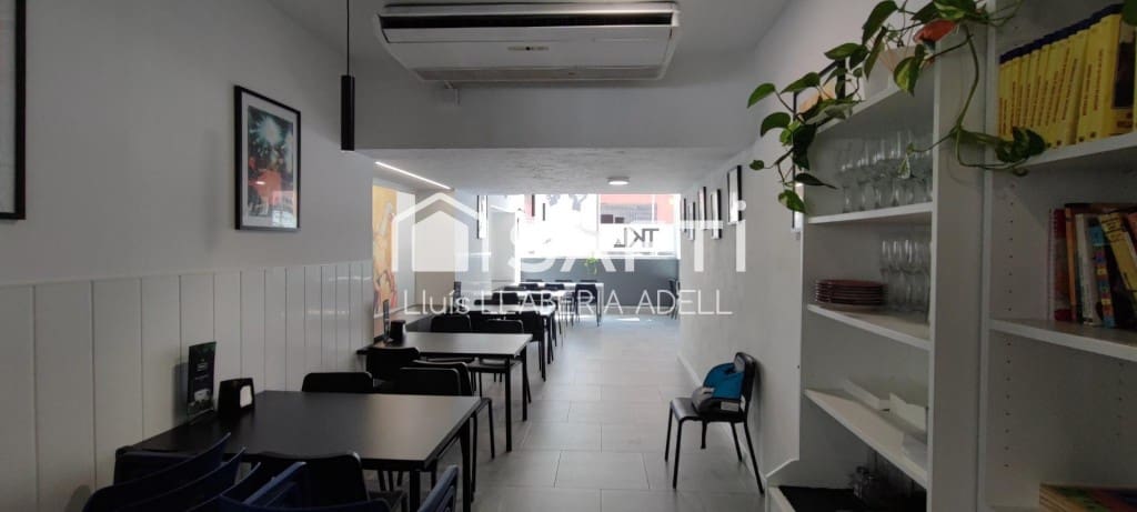 Kommersiell til salgs i Tarragona by - € 110 000 (Ref: 9595773)