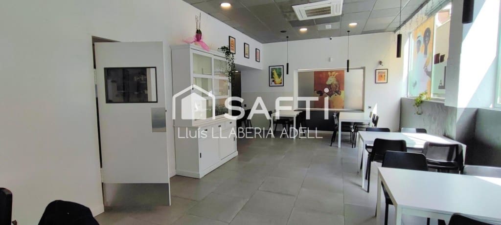 Kommersiell til salgs i Tarragona by - € 110 000 (Ref: 9595773)