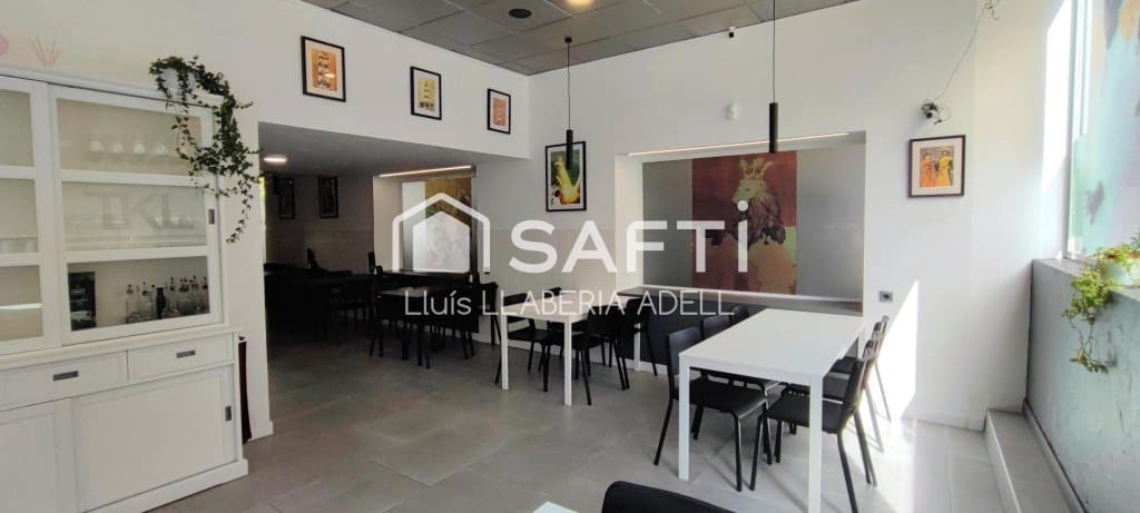 Kommersiell til salgs i Tarragona by - € 110 000 (Ref: 9595773)