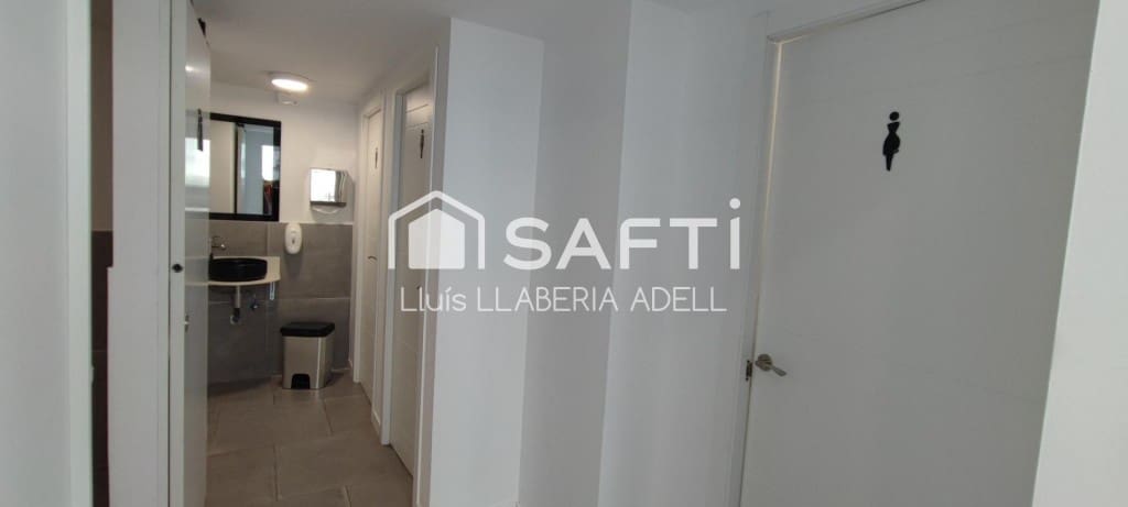 Kommersiell til salgs i Tarragona by - € 110 000 (Ref: 9595773)