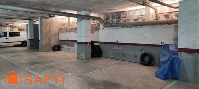 Autotalli myytävänä paikassa Francas, El Vendrell - 6 500 € (Ref: 9595774)