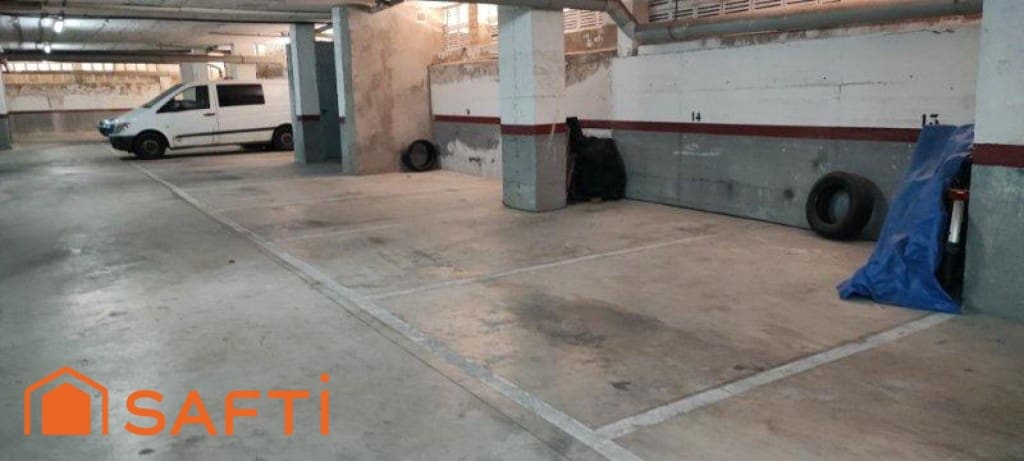 Autotalli myytävänä paikassa Francas - 6 500 € (Ref: 9595775)