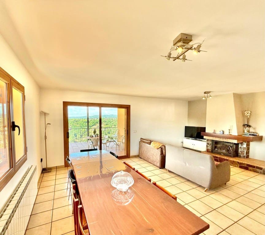 5 soverom Villa til salgs i Riells i Viabrea med svømmebasseng garasje - € 495 650 (Ref: 9595778)