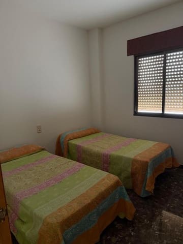 4 soveværelse Lejlighed til salg i Antequera - € 250.000 (Ref: 9595781)