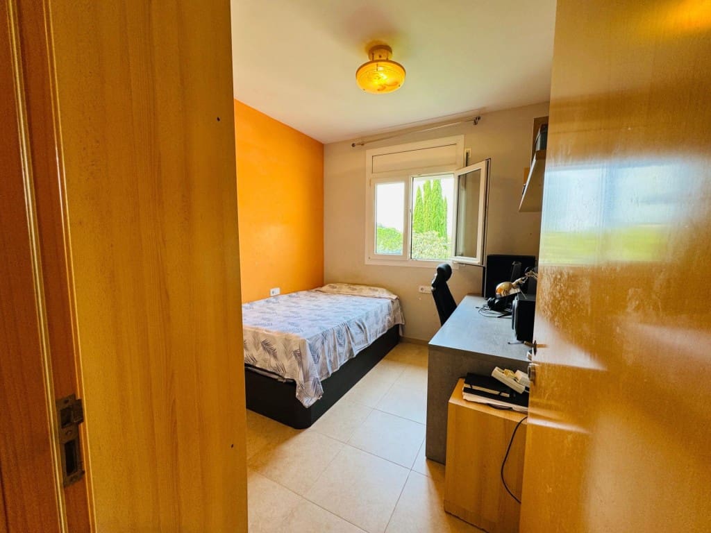 5 soveværelse Villa til salg i Caldes de Malavella med swimmingpool garage - € 330.000 (Ref: 9595782)