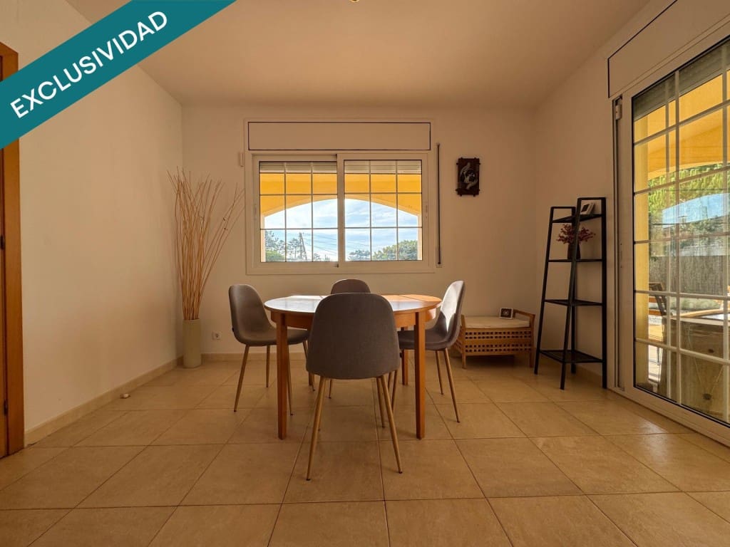 3 bedroom Villa for sale in Vidreres - € 400,000 (Ref: 9595784)