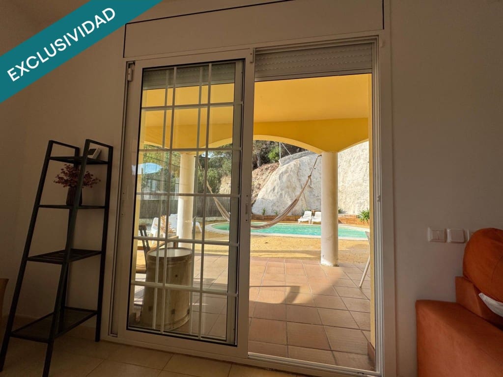 3 bedroom Villa for sale in Vidreres - € 400,000 (Ref: 9595784)