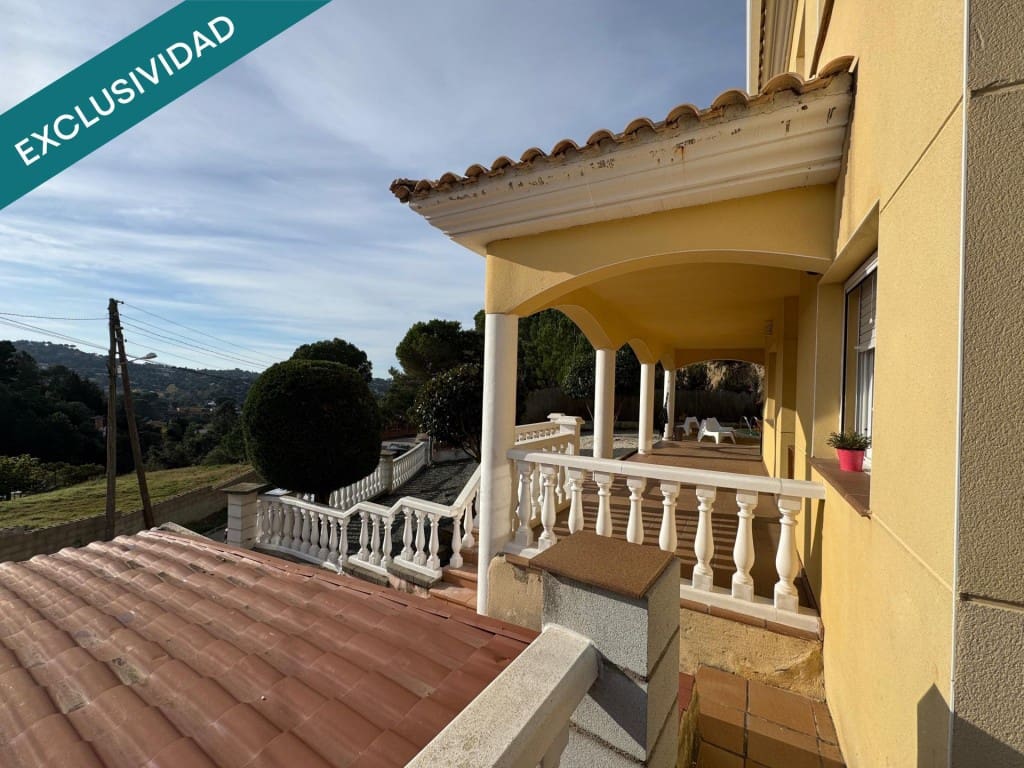 3 bedroom Villa for sale in Vidreres - € 400,000 (Ref: 9595784)