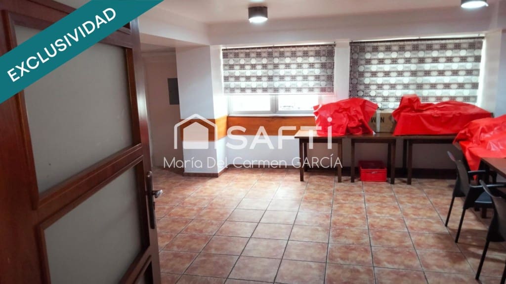 Erhverv til salg i Terrassa - € 499.000 (Ref: 9595787)