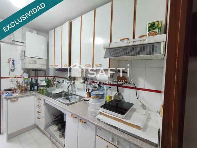 3 makuuhuone Huoneisto myytävänä paikassa Numancia, Madrid kaupunki mukana 
autotalli - 400 000 € (Ref: 9595788)