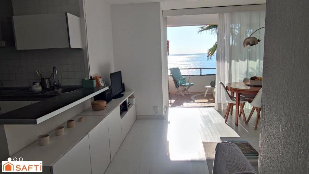 2 soverom Leilighet til salgs i Illetas med svømmebasseng - € 695 000 (Ref: 9595790)