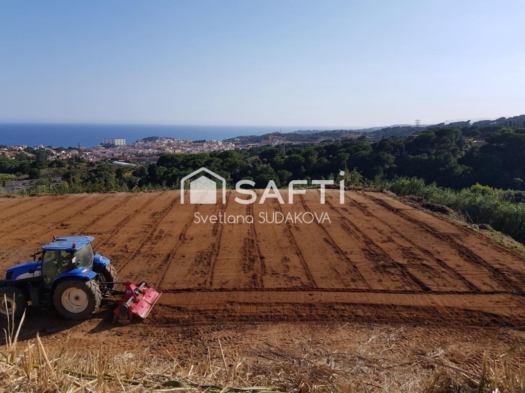 Grunde uden byggetilladelser til salg i Sant Cebria de Vallalta - € 380.000 (Ref: 9595794)