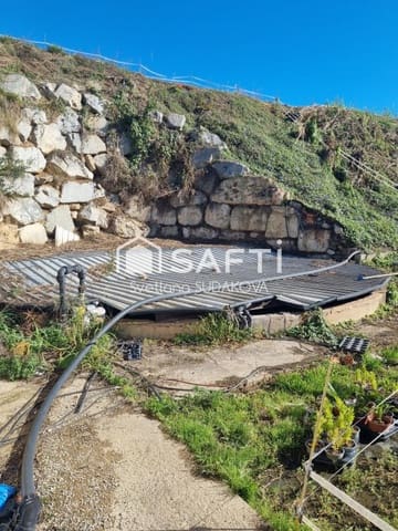 Grunde uden byggetilladelser til salg i Sant Cebrià de Vallalta - € 380.000 (Ref: 9595794)