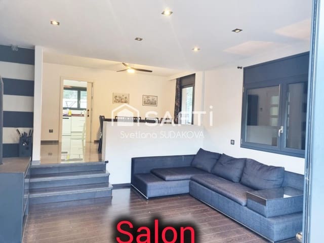 4 makuuhuone Huvila myytävänä paikassa Castell d'Aro, Castell-Platja d'Aro - 749 000 € (Ref: 9595800)