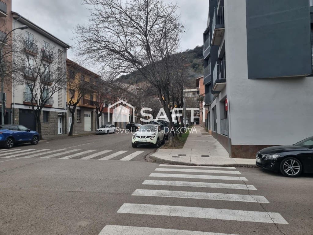 2 bedroom Apartment for sale in Olot - € 190,000 (Ref: 9595801)