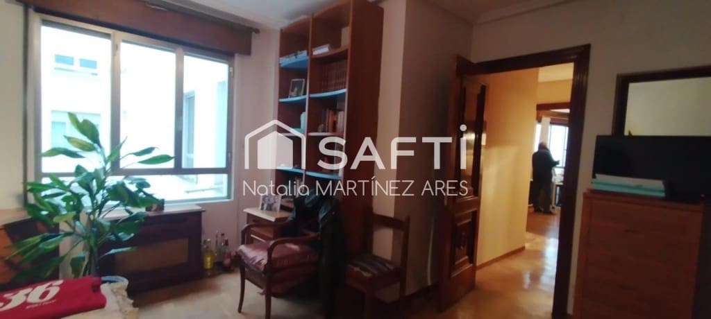 3 bedroom Apartment for sale in Leon city - € 230,000 (Ref: 9595803)