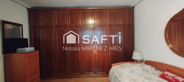 Apartamento de 3 habitaciones en León ciudad en venta - 230.000 € (Ref: 9595803)