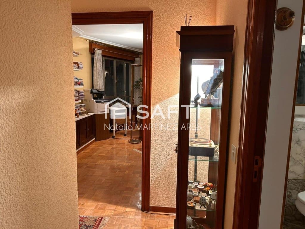 3 bedroom Apartment for sale in Leon city - € 230,000 (Ref: 9595803)