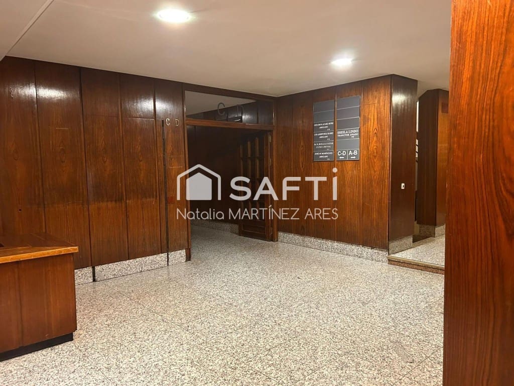 3 bedroom Apartment for sale in Leon city - € 230,000 (Ref: 9595803)