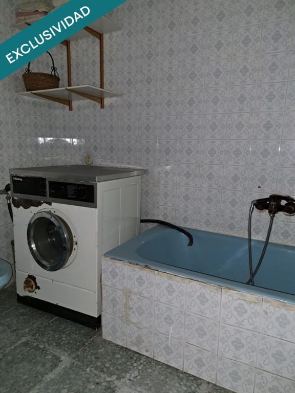 3 sovrum Radhus till salu i Ponferrada - 33 500 € (Ref: 9595805)