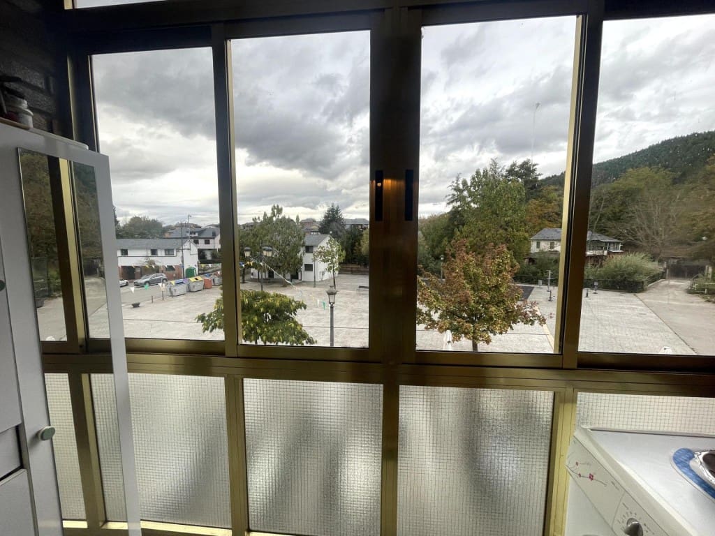 5 soverom Rekkehus til salgs i Ponferrada med garasje - € 230 000 (Ref: 9595808)