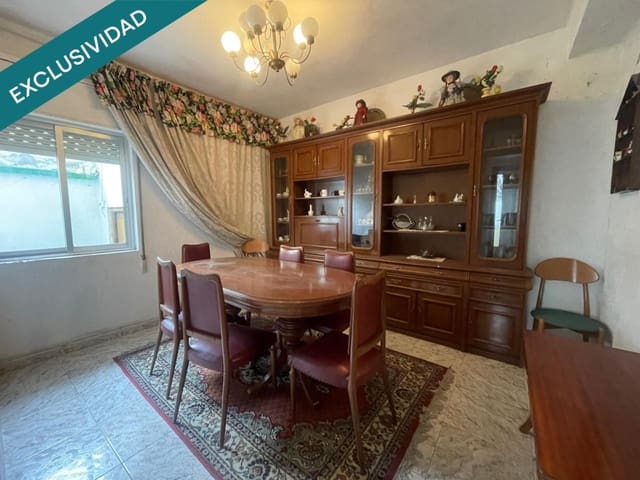 3 slaapkamer Rijtjeshuis te koop in Ponferrada - € 69.000 (Ref: 9595810)