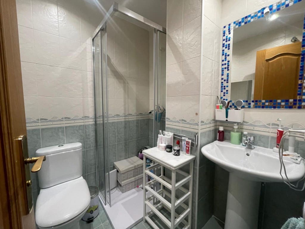 4 soverom Rekkehus til salgs i Ponferrada med svømmebasseng garasje - € 375 000 (Ref: 9595811)