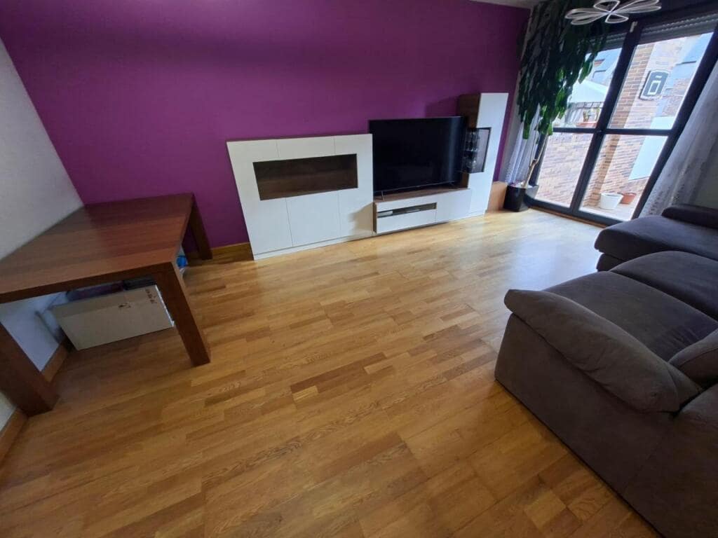 4 makuuhuone Rivitalo myytävänä paikassa Ponferrada mukana uima-altaan 
autotalli - 365 000 € (Ref: 9595811)