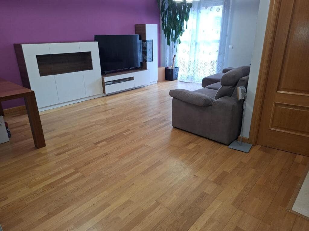 4 makuuhuone Rivitalo myytävänä paikassa Ponferrada mukana uima-altaan 
autotalli - 365 000 € (Ref: 9595811)