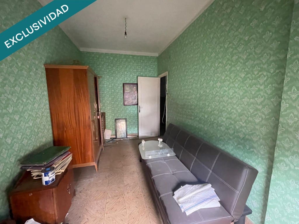 2 bedroom Apartment for sale in Vega de Espinareda - € 21,000 (Ref: 9595815)