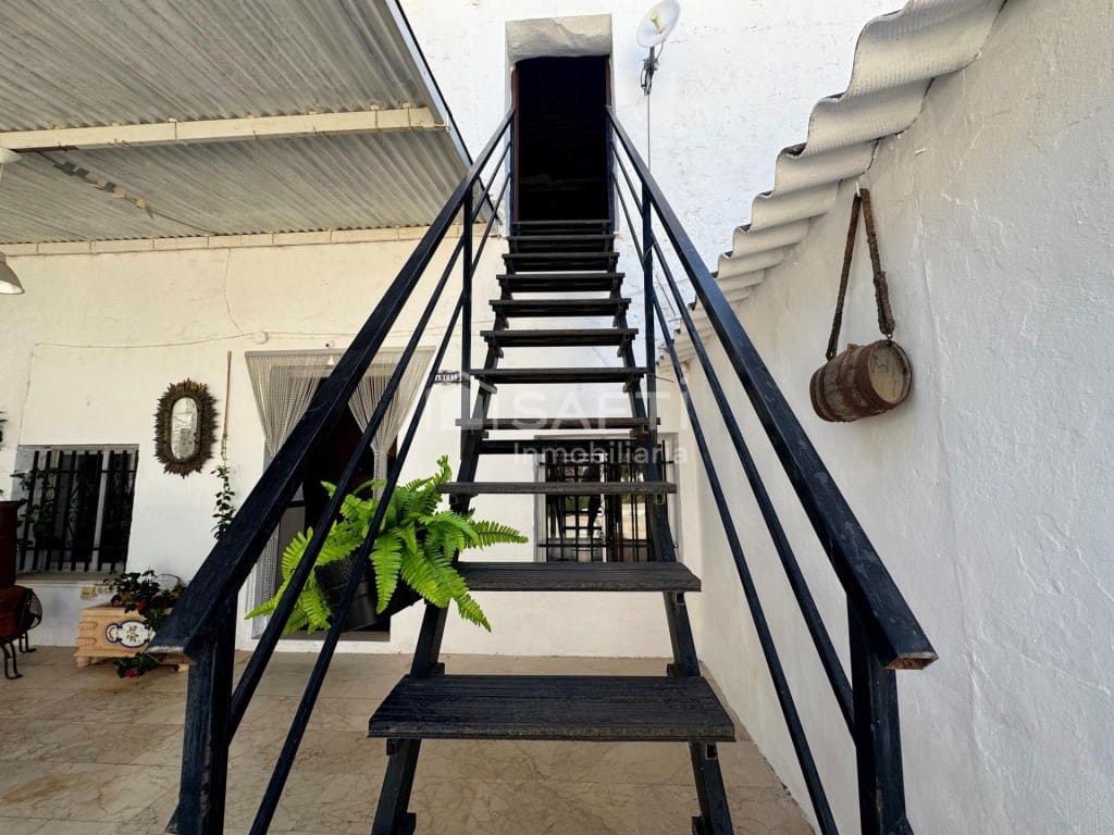 5 makuuhuone Maalaistalo myytävänä paikassa Jumilla mukana uima-altaan 
autotalli - 350 000 € (Ref: 9595823)